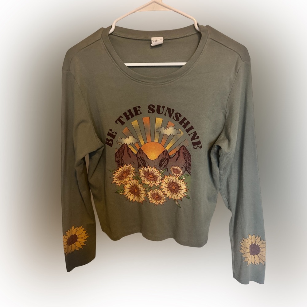 Sunflower Graphic Long Sleeve Tee